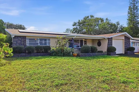 7410 Gulf Highlands Dr, Port Richey, FL 34668