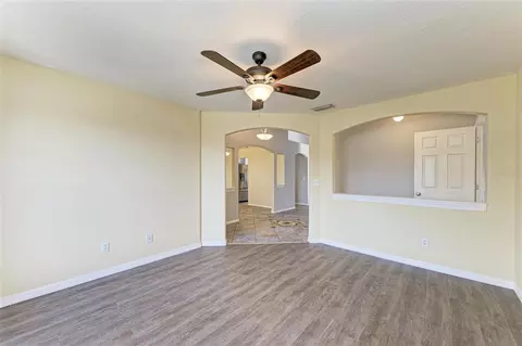 Living - 11611 Summit Rock Ct, Parrish, FL 34219 photo 10 of 10