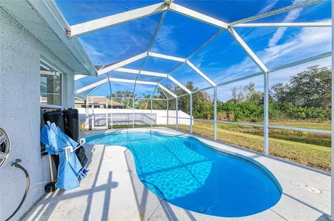 Exterior - 11611 Summit Rock Ct, Parrish, FL 34219 photo 12 of 16