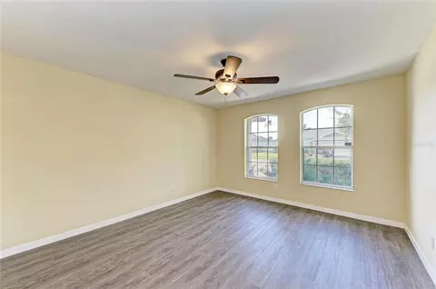 Living - 11611 Summit Rock Ct, Parrish, FL 34219 photo 9 of 10