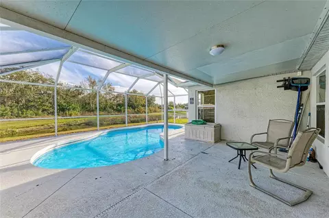 Exterior - 11611 Summit Rock Ct, Parrish, FL 34219 photo 8 of 16