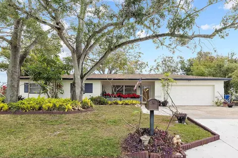 12731 106th St, Largo, FL 33773