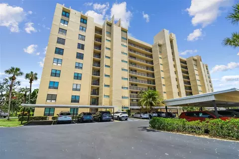 2621 Cove Cay Dr #703, Clearwater, FL 33760