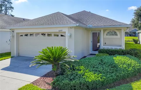 6109 Gentle Ben Cir, Wesley Chapel, FL 33544