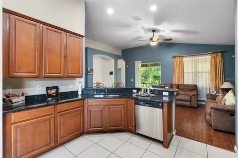 Kitchen - 10925 Rockledge View Dr, Riverview, FL 33579 photo 3 of 5