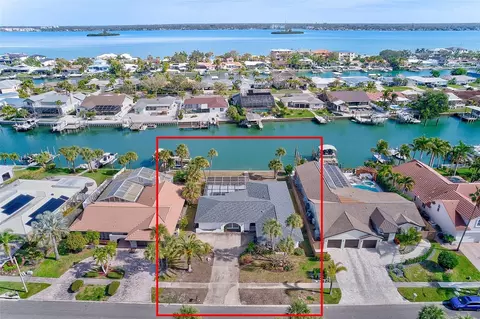 767 Island Way, Clearwater, FL 33767