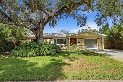 6093 17th Ave N, Saint Petersburg, FL 33710