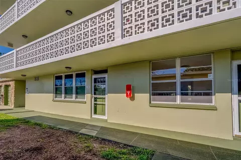 4710 Bay St NE #109, Saint Petersburg, FL 33703