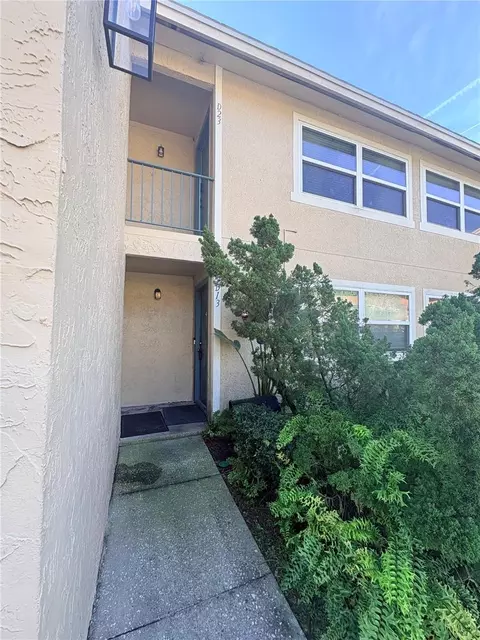 4810 S Dauphin Ave #D13, Tampa, FL 33611
