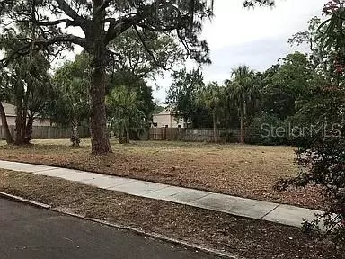 627 35th Ave S, Saint Petersburg, FL 33705