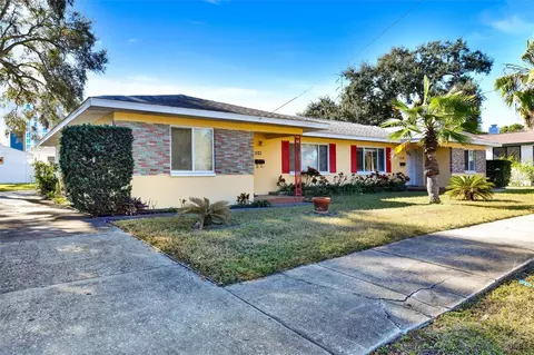 1119 Drew St, Clearwater, FL 33755