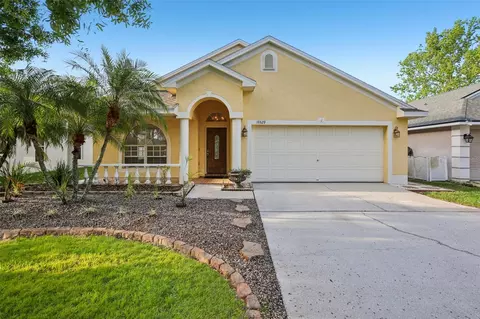 19329 Garden Quilt Cir, Lutz, FL 33558