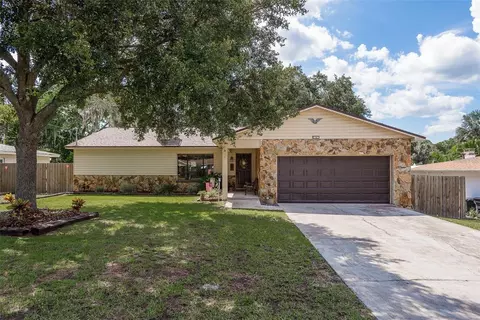 18619 Yocam Ave, Lutz, FL 33549