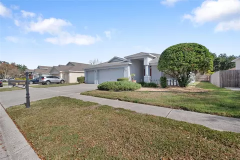12903 Lake Ventana Dr, Tampa, FL 33625