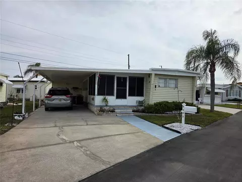 4173 72nd St N #30, Saint Petersburg, FL 33709