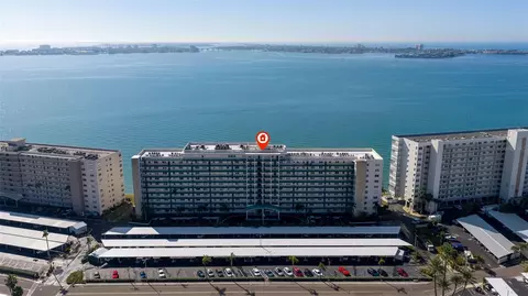 6020 Shore Blvd S #1101, Gulfport, FL 33707