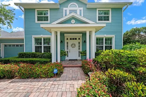 1105 92nd St NW, Bradenton, FL 34209