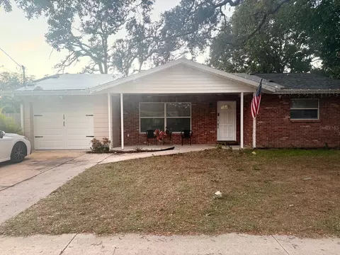 11102 28th St, Tampa, FL 33612