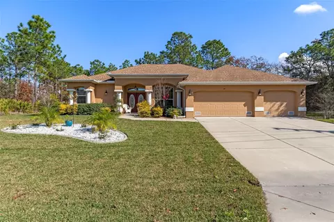 39 Linder St, Homosassa, FL 34446