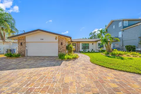 539 Baywood Dr S, Dunedin, FL 34698