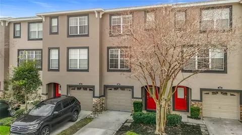 2426 Middleton Grove Dr, Brandon, FL 33511