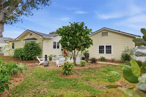 1201 30th Ave N, Saint Petersburg, FL 33704