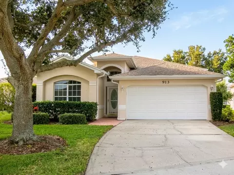 913 Michele Cir, Dunedin, FL 34698