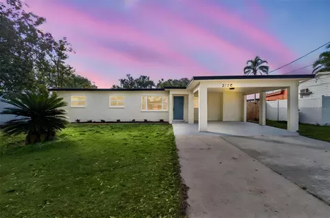 2136 W Minnehaha St, Tampa, FL 33604