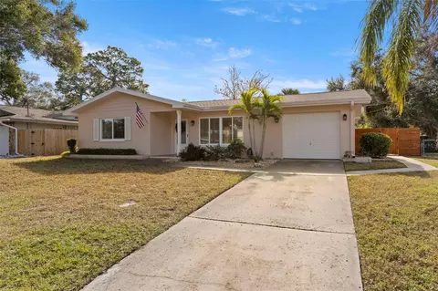 3294 Harbor Lake Dr, Largo, FL 33770