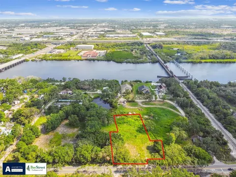 5116 Palm River Rd, Tampa, FL 33619