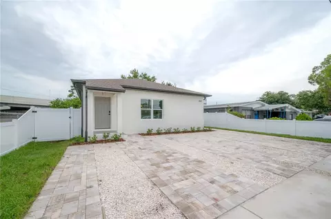 3921 W State St #1 & 2, Tampa, FL 33609