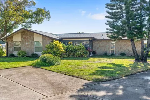 2850 Highlands Blvd #A, Palm Harbor, FL 34684
