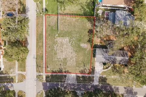 311 Washington Ave, Oldsmar, FL 34677