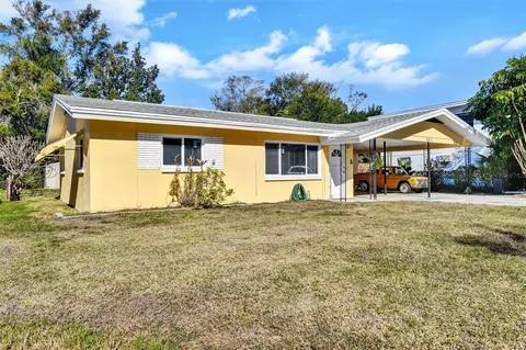 2671 Pinehurst Ave, Belleair Bluffs, FL 33770