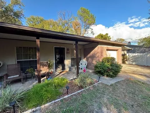 8709 Fountain Ave, Tampa, FL 33615