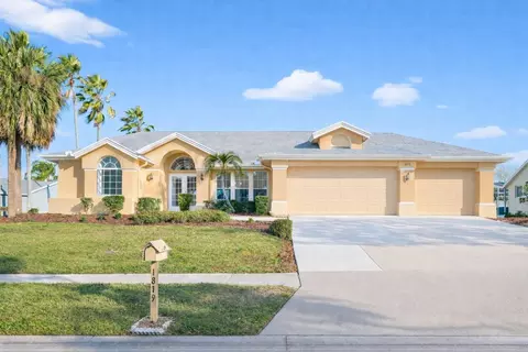 1819 Tree Swallow Way, Palm Harbor, FL 34683