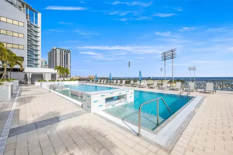 301 1st St S #1505, Saint Petersburg, FL 33701