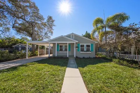 1245 Idlewild Dr, Clearwater, FL 33755