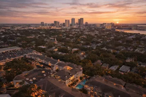 800 S Dakota Ave #318, Tampa, FL 33606