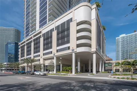 275 1st Ave S #1504, Saint Petersburg, FL 33701