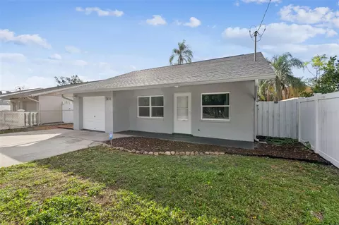 7416 Manhattan Dr, Tampa, FL 33625