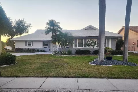 723 Elkhorn Rd, Sun City Center, FL 33573