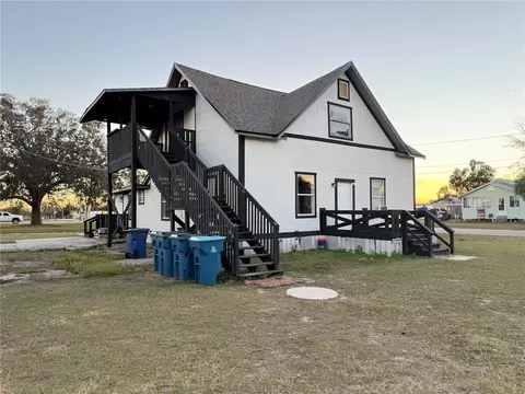 1001 NE 1st St, Mulberry, FL 33860