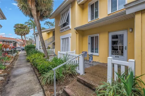 3710 41st Way S #D, Saint Petersburg, FL 33711