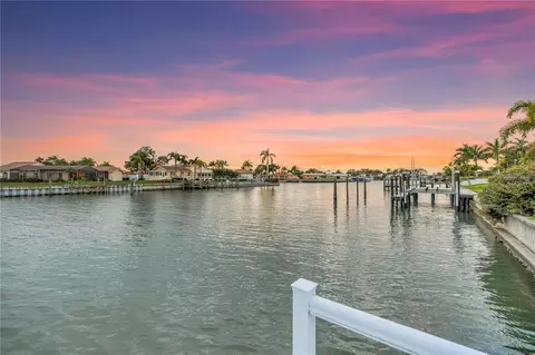 4114 42nd Ave S, Saint Petersburg, FL 33711