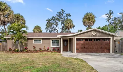 11 Jeff Rd, Largo, FL 33774