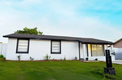8709 Marlin Ct, Tampa, FL 33634