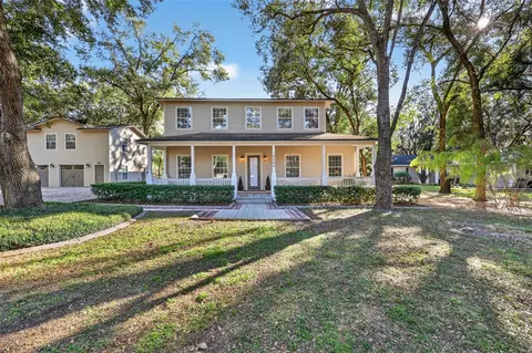 10703 Barefoot Ln, Thonotosassa, FL 33592