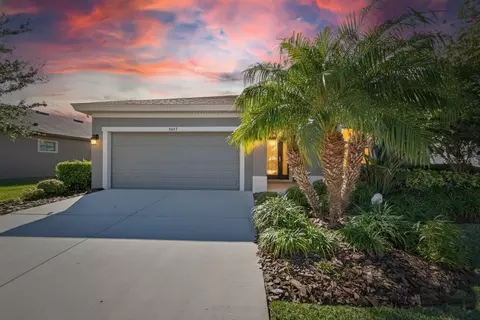 5427 Silver Sun Dr, Apollo Beach, FL 33572
