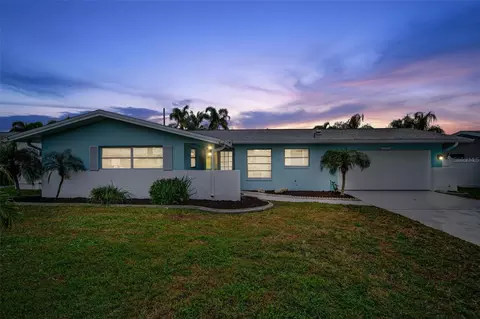 13924 Barbados Dr, Seminole, FL 33776
